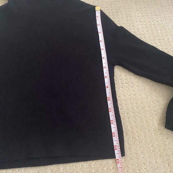 F21 Black Cropped Longsleeve Knit Turtleneck Top - Picture 6 of 7